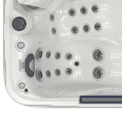 Спа бассейн Wellis Explorer Deluxe